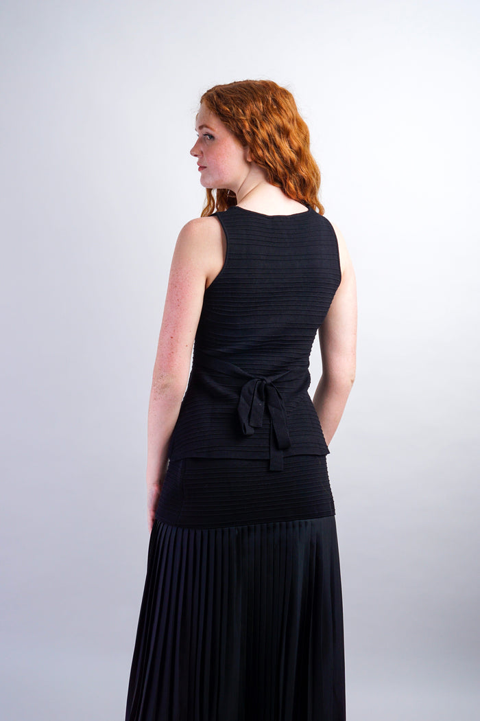 Private Label SKIRTS Black Yoke Pleated Skirt