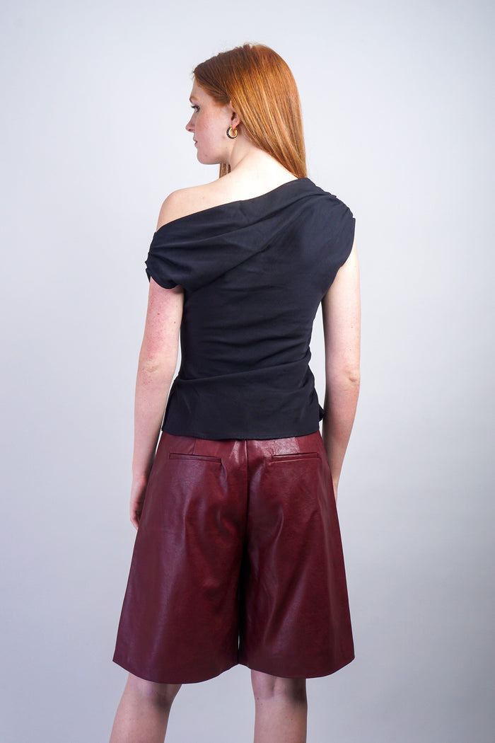 Private Label SHORTS Dark Wine Faux Leather Bermuda Shorts With Side Zippers