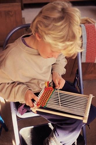 Discover Weaving: pegLoom