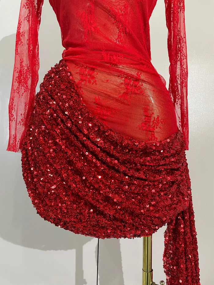 Donna sparkly rhinestone red sequin lace mesh see-through mini dress for women.