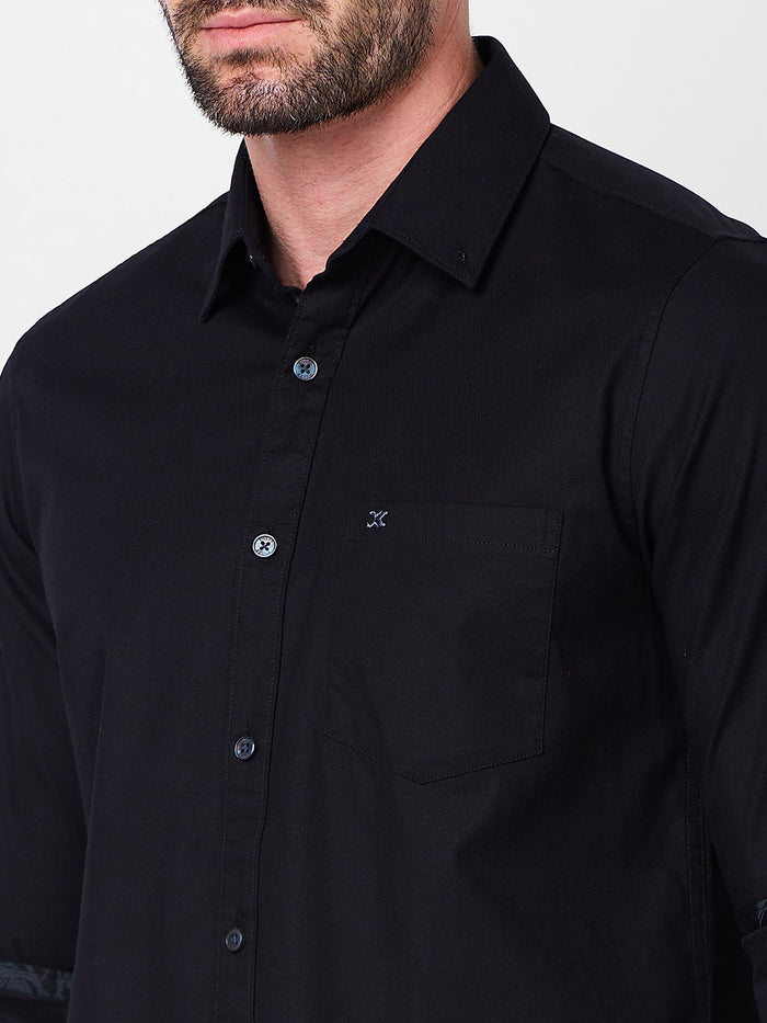 Full Sleeves Slim Fit Black Dobby Structure Button-Down Solid Shirt