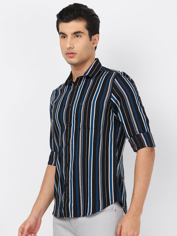 Full sleeves Slim Fit Black Structured Striper Shirt
