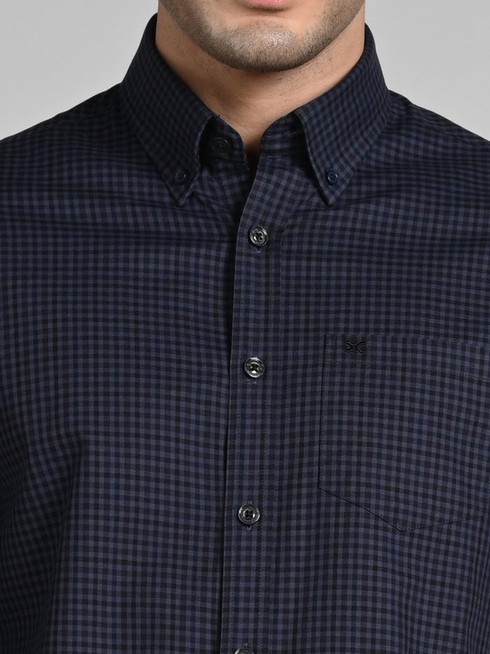 Full Sleeves Slim Fit Dark Grey Button-Down Gingham Checks Shirt