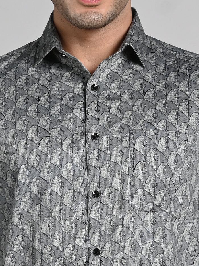 Full Sleeves Slim Fit Grey All over Geometric Motif Foil Textured Print Shirt