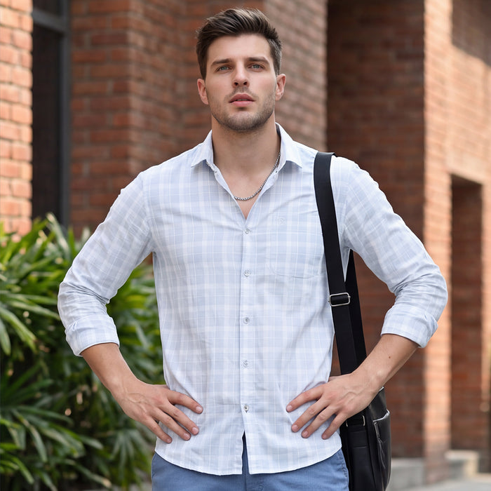 Full Sleeves Slim Fit White Structured Checks Shirt