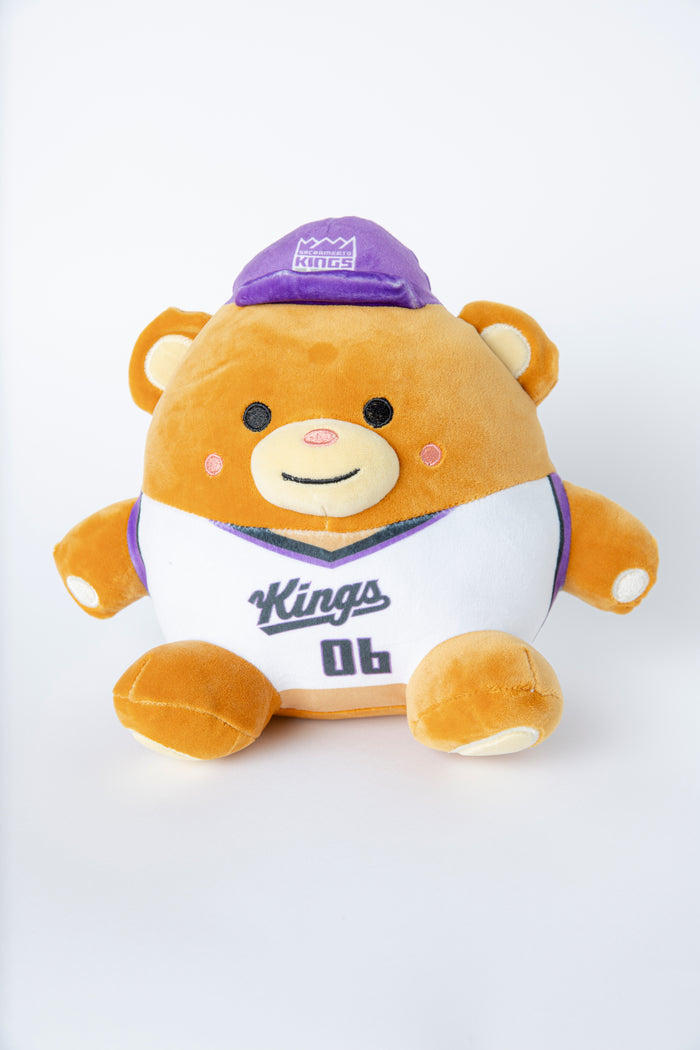 Kings 8 in Squishy Seated Bear