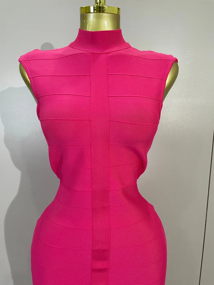 Look elegant in the Lauren sleeveless bodycon bandage maxi dress. Perfect for weddings, cocktail parties, birthdays, and formal evening events.