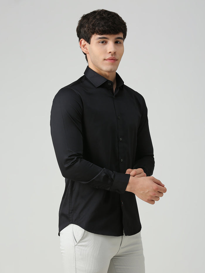 Men's Black Solid Slim Fit Shirts