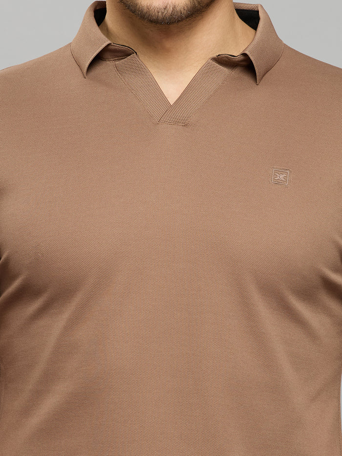 Men's Brown Solid Slim Fit T-Shirts