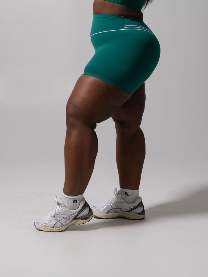Micro Legacy Short 4" - Fresh and White