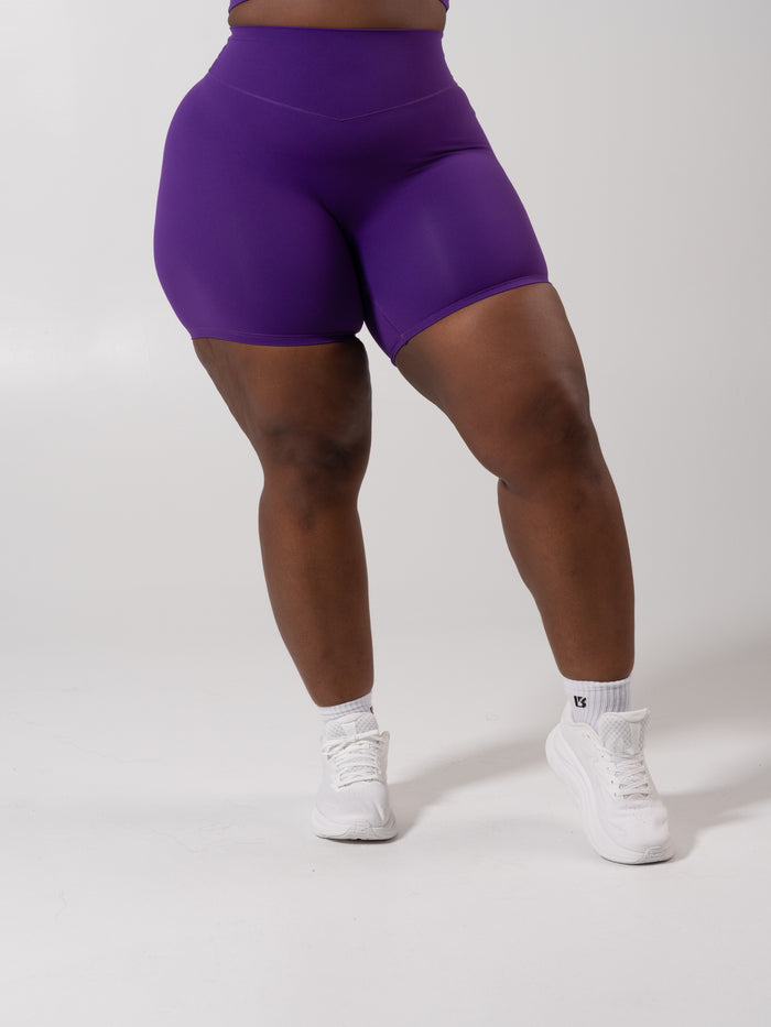 Micro Legacy Short 6" - Grape Jelly