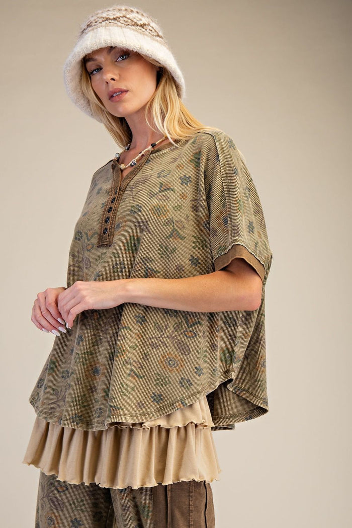 SIGNATURE PRINTED WASHED WAFFLE TOP