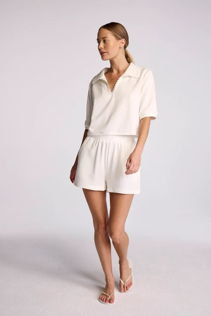 Su173 White Shorts