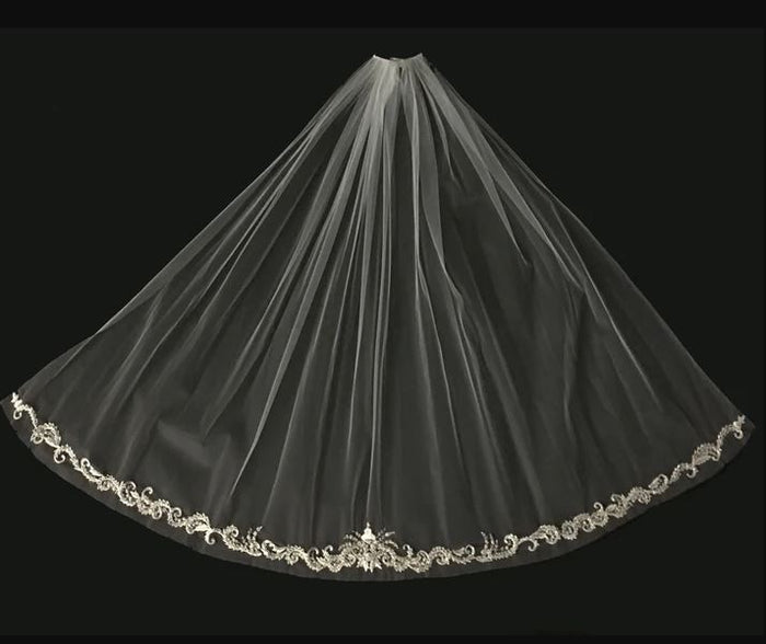 Veil V715: Rivini Beaded Fingertip veil